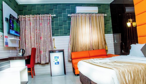 Basic Single Room
