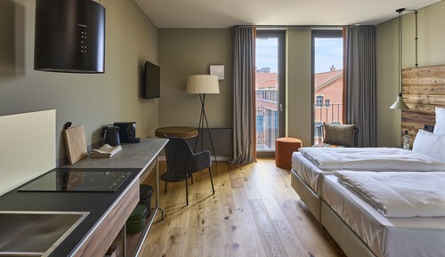Studio Large Balcony
