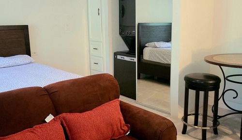 Luxury Studio, 1 Queen Bed