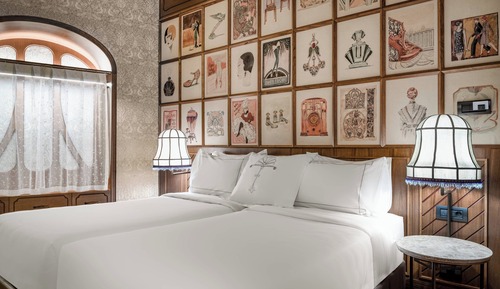 Deluxe Room, 2 Twin Beds, Non Smoking, Courtyard View