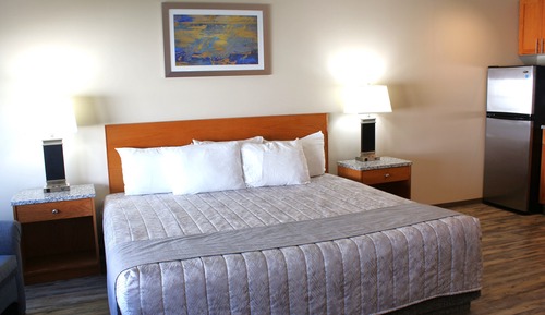Studio, 1 King Bed, Kitchenette