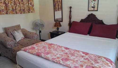 Basic Room (1)