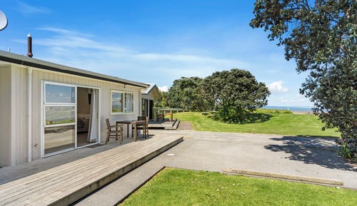 Streamside / Seaview 3 Bedroom Family Cottage