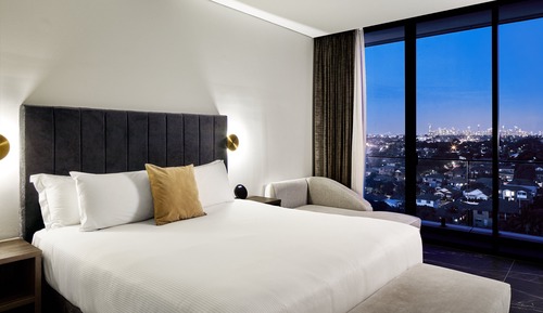 Premium Room, 1 King Bed, City View