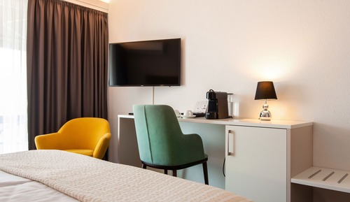 Standard Triple Room, Balcony, City View
