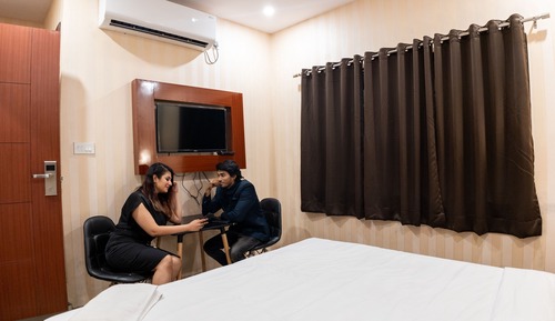 Luxury King Bed Room
