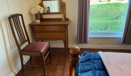 Bay View Cottage, 1 King bed, 1 Double sofa bed, Bay View, Bathtub