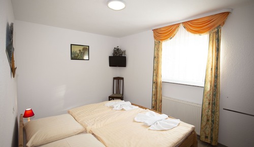Standard Apartment, Private Bathroom (im Souterrain 3)