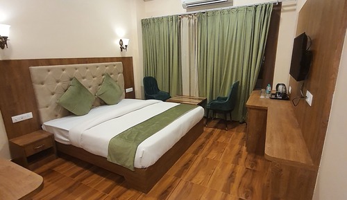 Super Deluxe Room