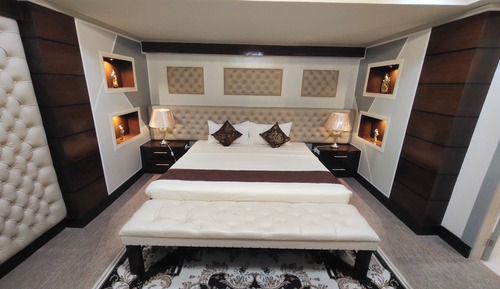 Standard Suite