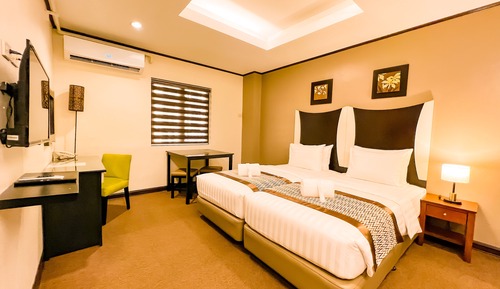 Deluxe Double or Twin Room