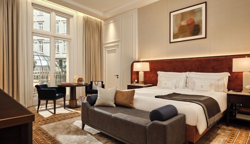 Deluxe Suite, 1 King Bed