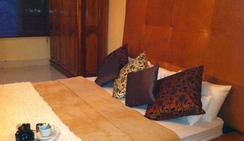 Four bedroom apartment