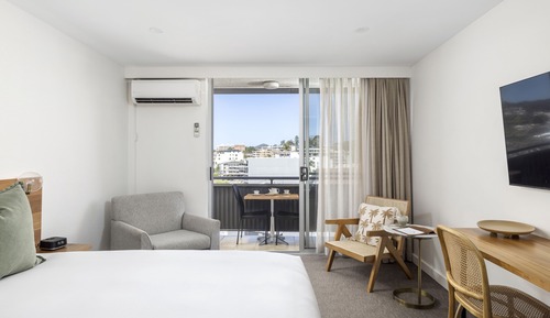 Superior Studio, 1 King Bed