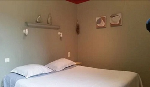 Courtyard Room