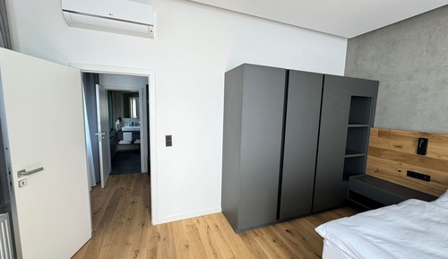 Business Double Room, 1 King Bed