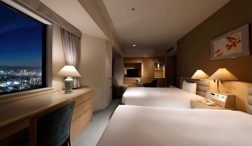 Triple Room (Superior Twin Room with 1 Extra Bed) 