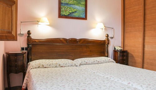 Classic Double or Twin Room, Garden View
