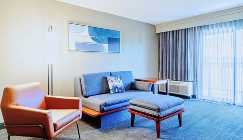 Suite, 1 Bedroom, Non Smoking, Balcony