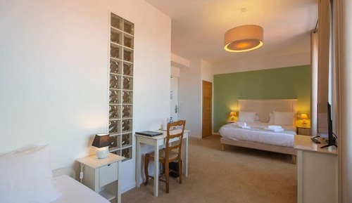Family Room, Sea View