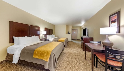 Standard Room, 2 Queen Beds, Non Smoking