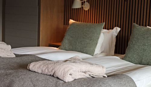 Deluxe Double Room, 1 King Bed, Balcony, Pool View