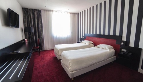 Comfort Twin Room