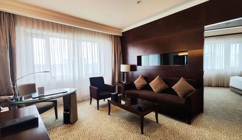 Executive Suite