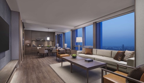 Grand, Executive Suite