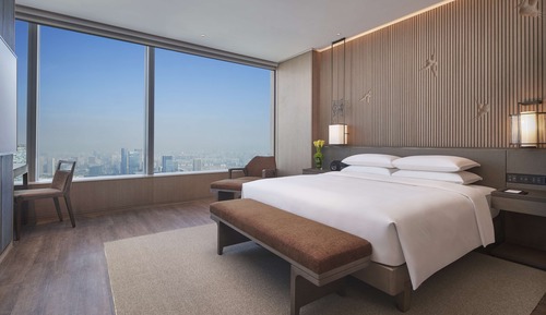 Grand, Suite, 1 King Bed