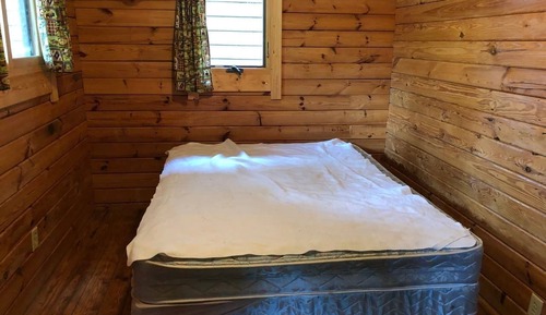 Classic Cabin