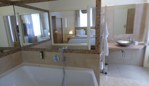 Deluxe Suite (Marquise)