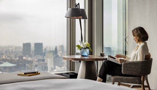 Deluxe Room, 1 King Bed, Imperial Garden View