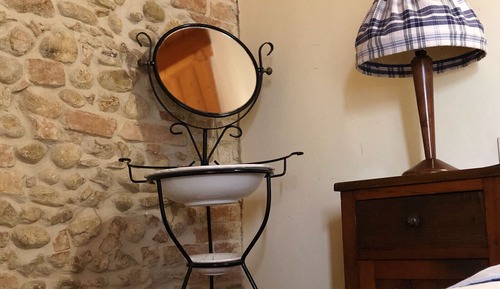 Iris Room with ensuite bathroom