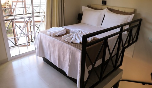 Deluxe Cabin