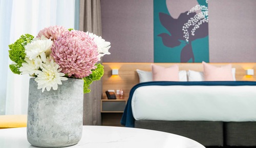 Premium Room, 1 King Bed, Hill View (Adelaide Hills View)