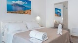Triple Room (Salina)