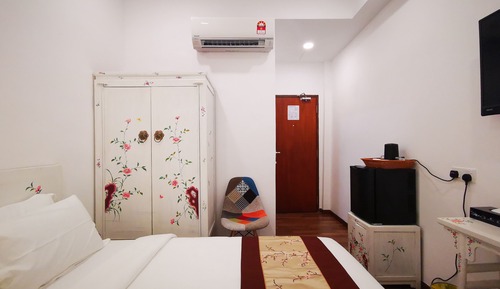 Standard Double Room, No Windows