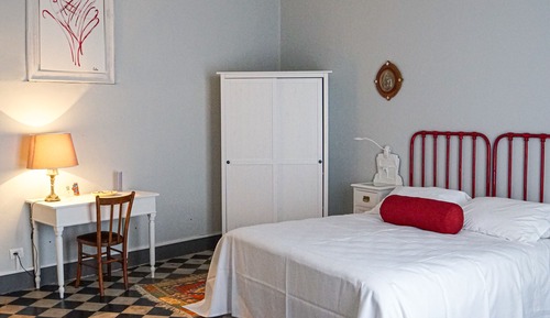 Deluxe Room, 1 King Bed, City View, Tower