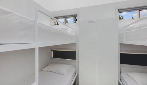 Deluxe Cabin - Sleeps 7