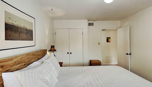 Condo, Multiple Beds, Fireplace, Garden View (#18 - No Pets Allowed)