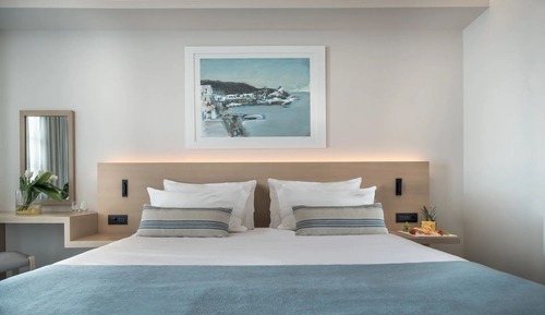 Suite (Athena)