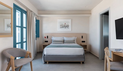Suite (Santorini Sunrise)