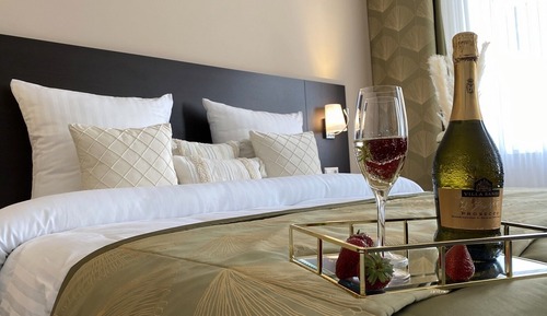 Deluxe Double Room Single Use