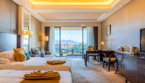 Deluxe Room with Garden View