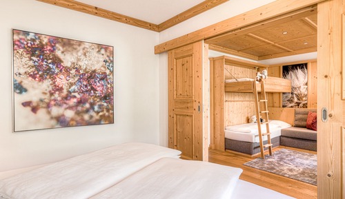 Suite, Balcony (Margerite)