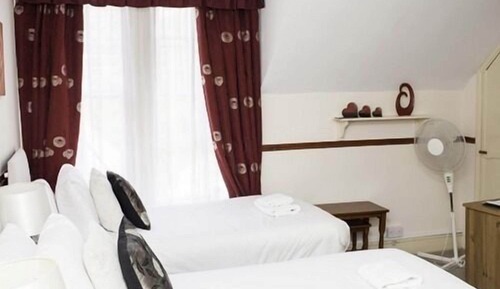 Standard Double or Twin Room, Ensuite