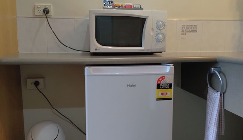 Studio with limited cooking facilities