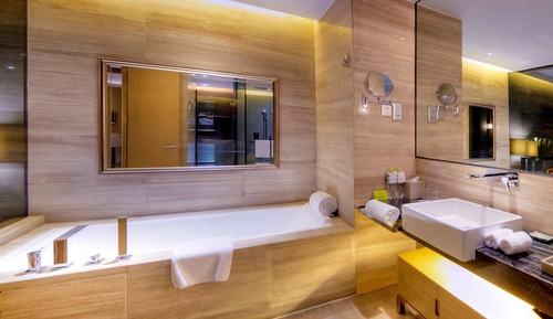 Deluxe Suite, 1 King Bed