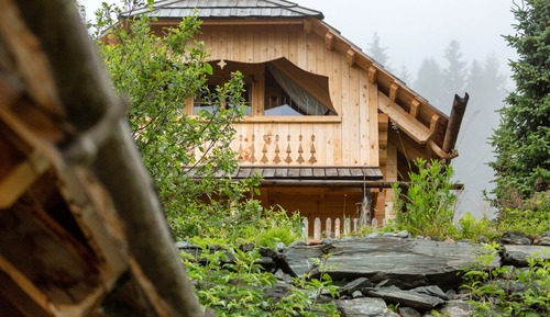 Family Chalet, 3 Bedrooms, Hot Tub, Mountain View